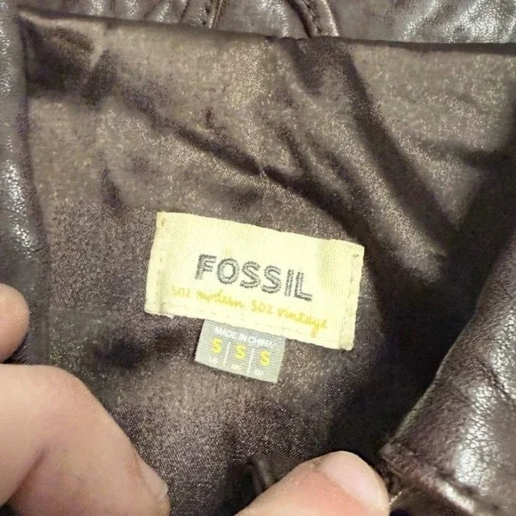 Fossil Brown Leather Cropped lamb leather Jacket Womens Trucker Button Front - Picture 3 of 9